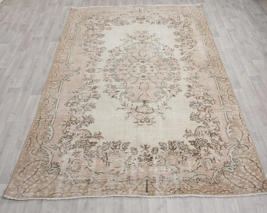 Beige Turkish Oushak Rug 6' 4" x 10' Hand-Knotted | No. VR91281