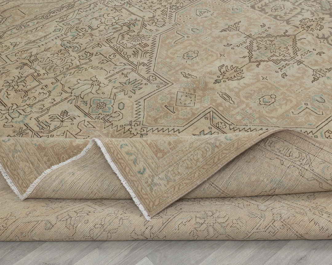 Multicolor Turkish Oushak Rug 9'7" x 12'10" Hand-Knotted texture
