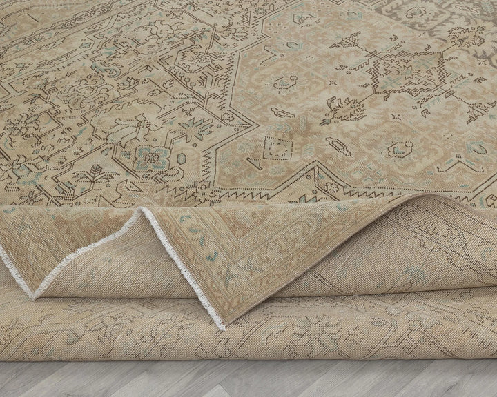 Multicolor Turkish Oushak Rug 9'7" x 12'10" Hand-Knotted texture