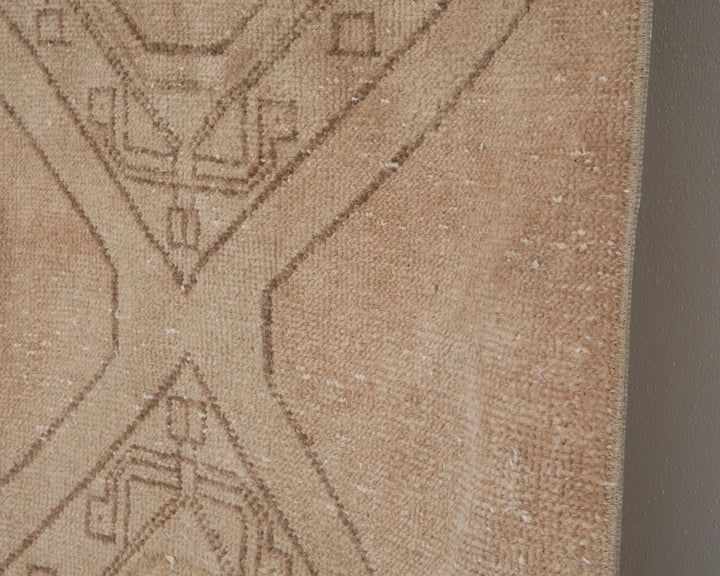 Beige Turkish Oushak Rug 2'11" x 11'2" Hand-Knotted | No. VR91588