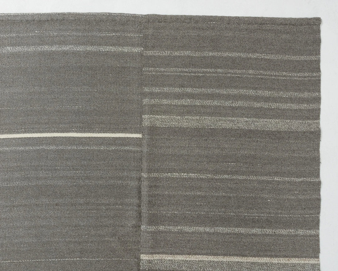 Gray Turkish Kilim Rug 9'5" x 13'2" Flat-Weave | No. VR91887