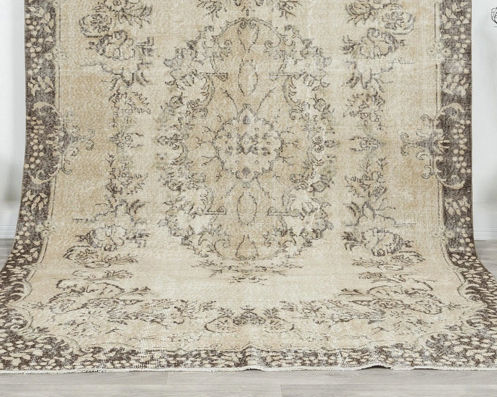 Multicolor Turkish Oushak Rug 6'5" x 10'4" Hand-Knotted | No. VR92325
