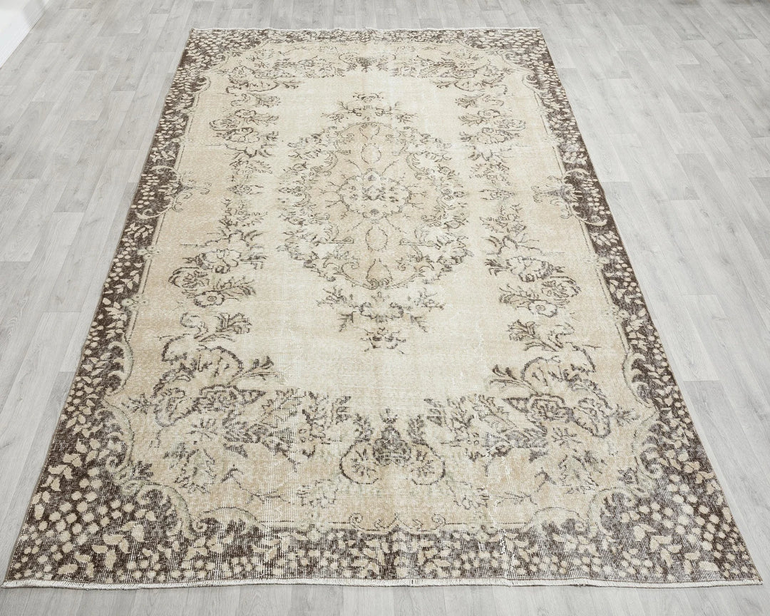 Multicolor Turkish Oushak Rug 6'5" x 10'4" Hand-Knotted | No. VR92325