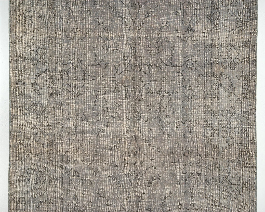 Gray Turkish Oushak Rug 8' 2" x 4' 9" Hand-Knotted | No. VR92342
