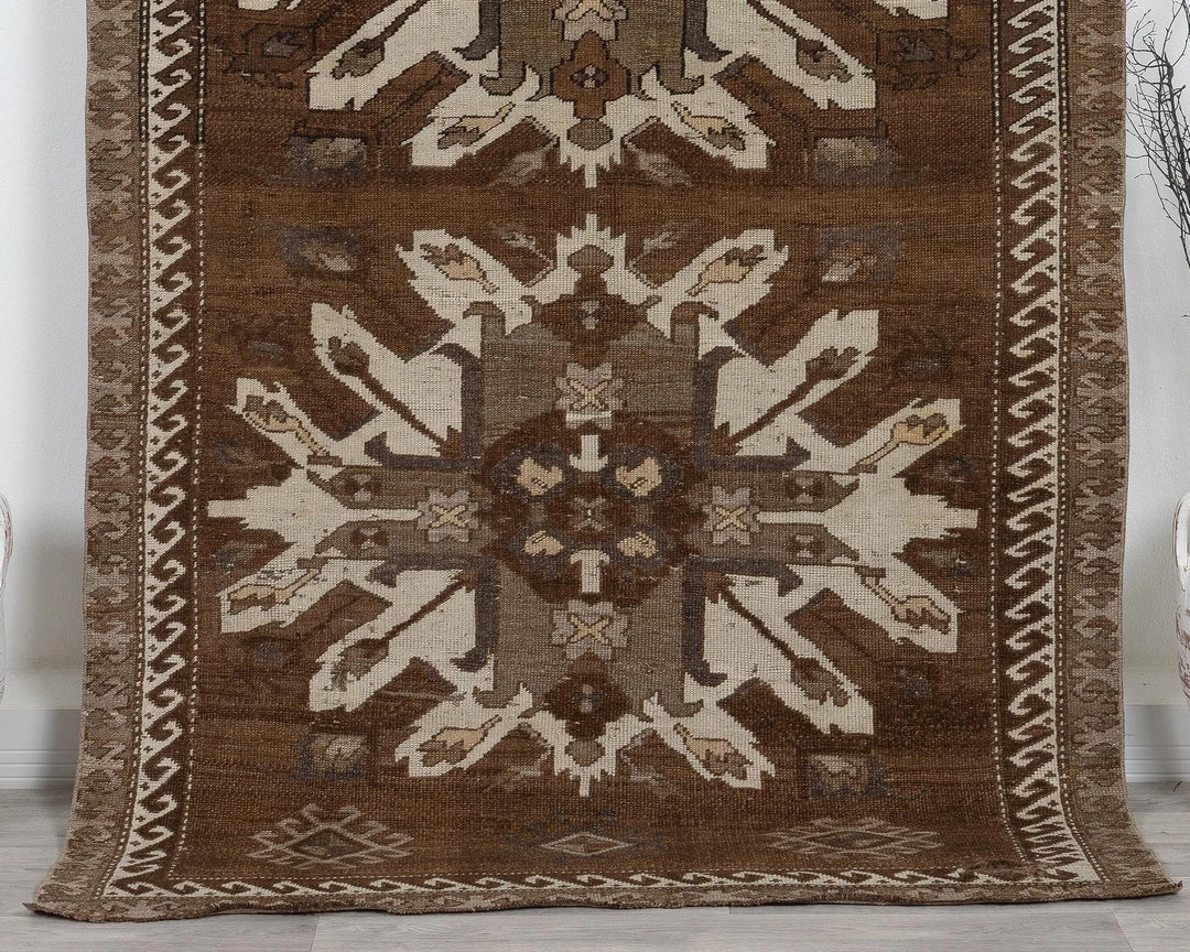 Beige Turkish Oushak Rug 4'10" x 7'9" Hand-Knotted | No. VR92435