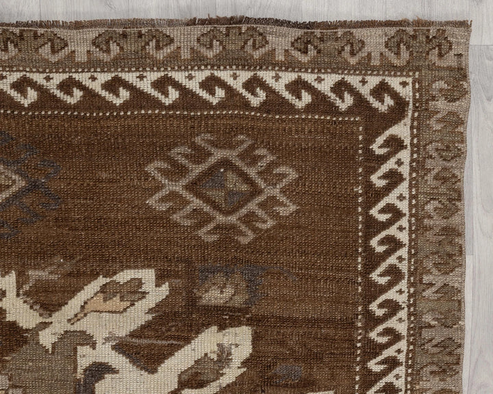 Beige Turkish Oushak Rug 4'10" x 7'9" Hand-Knotted | No. VR92435