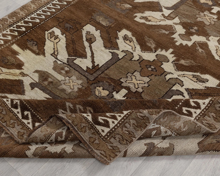 Beige Turkish Oushak Rug 4'10" x 7'9" Hand-Knotted | No. VR92435