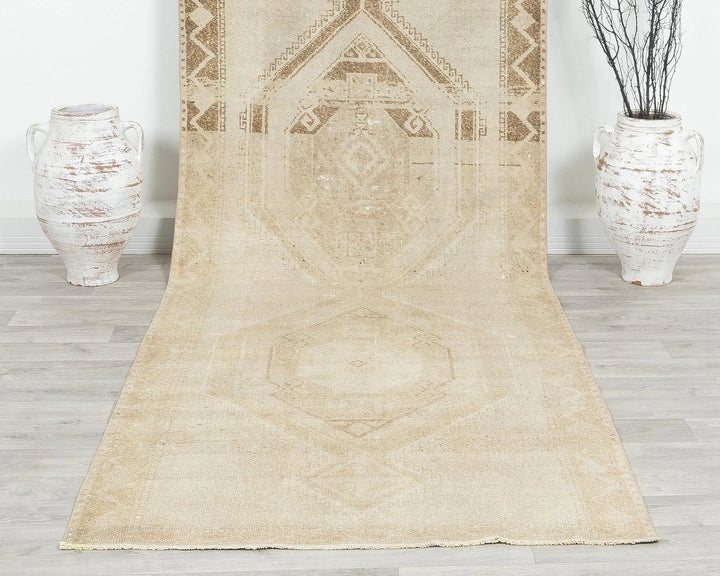 Runner Rug 3' 10" x 11' 10" | No. VR93008