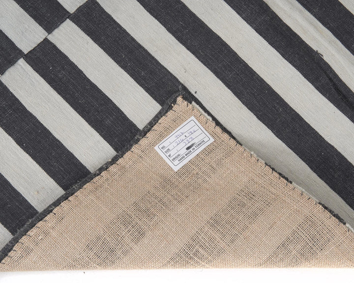Black Kilim Rug 5' 11" x 7' 1" | No. VR93157