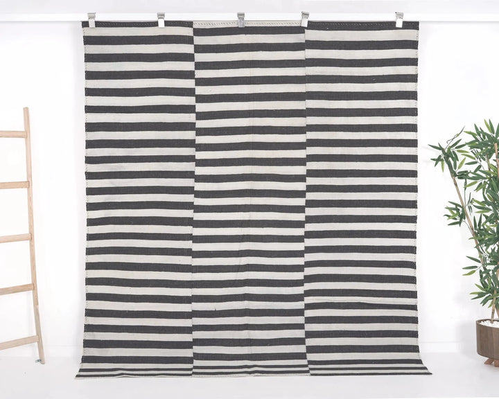 Black Turkish Kilim Rug 5' 11" x 7' 1" Flat-Weave | No. VR93157