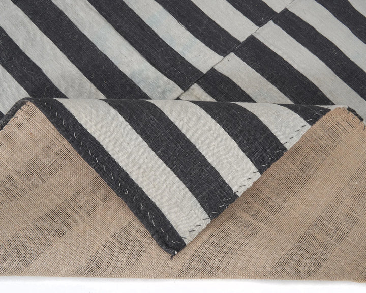 Black Kilim Rug 5' 11" x 7' 1" | No. VR93157