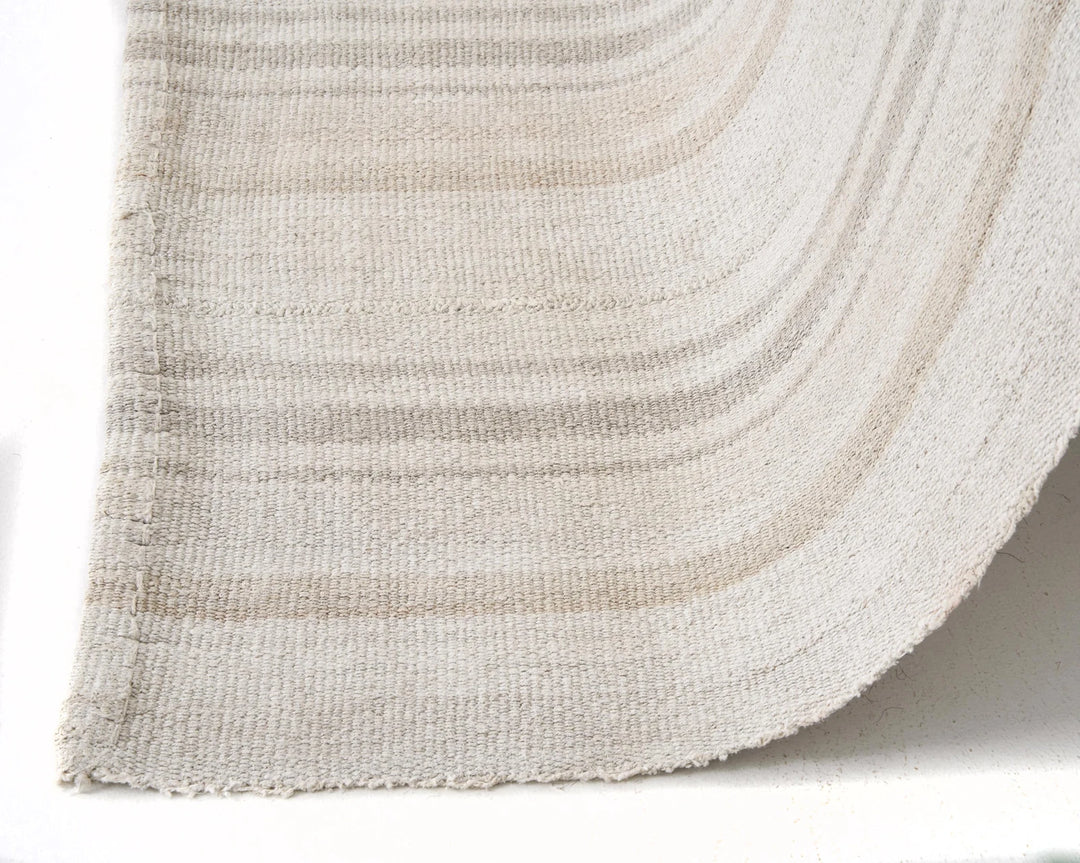 White Kilim Rug 6' 3" x 7' 3" | No. VR93685