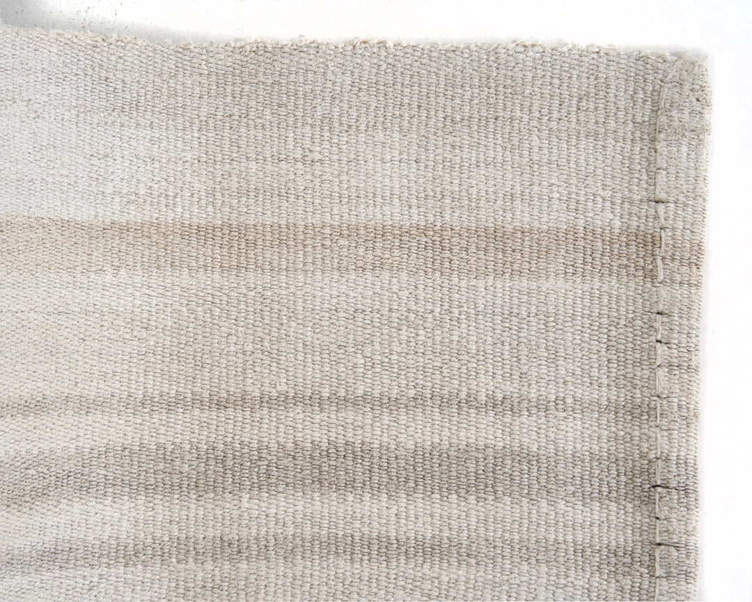 White Kilim Rug 6' 3" x 7' 3" | No. VR93685