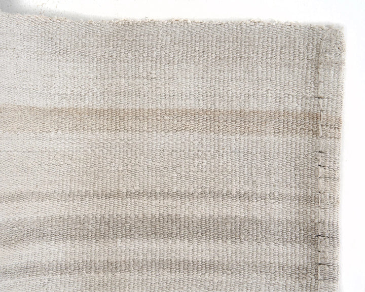 White Kilim Rug 6' 3" x 7' 3" | No. VR93685