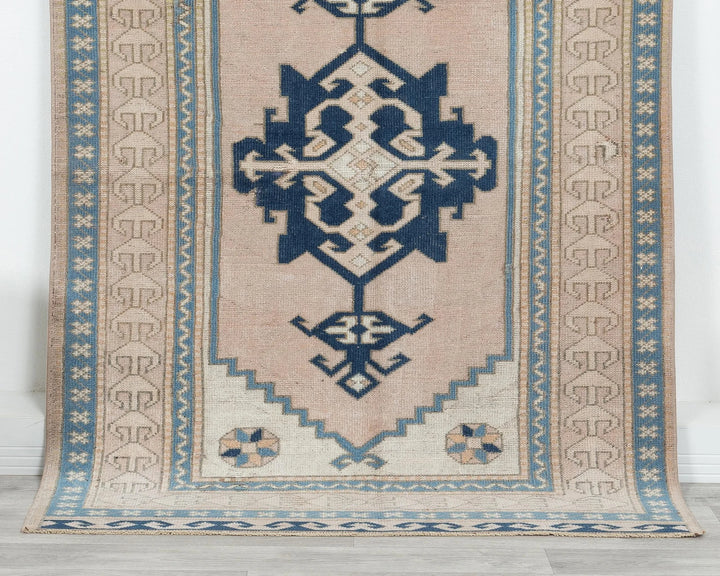 Beige Turkish Oushak Rug 4' 1" x 6' 1" Hand-Knotted | No. VR93814