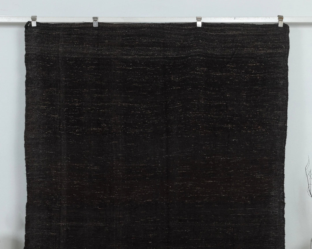 Brown Kilim Rug 6' 7" x 9' 2" | No. VR93904