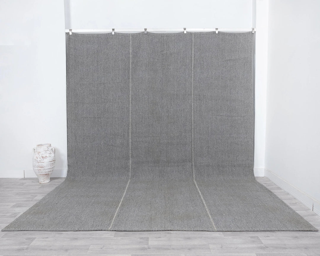 Gray Kilim Rug 9' 10" x 11' 7" | No. VR94159