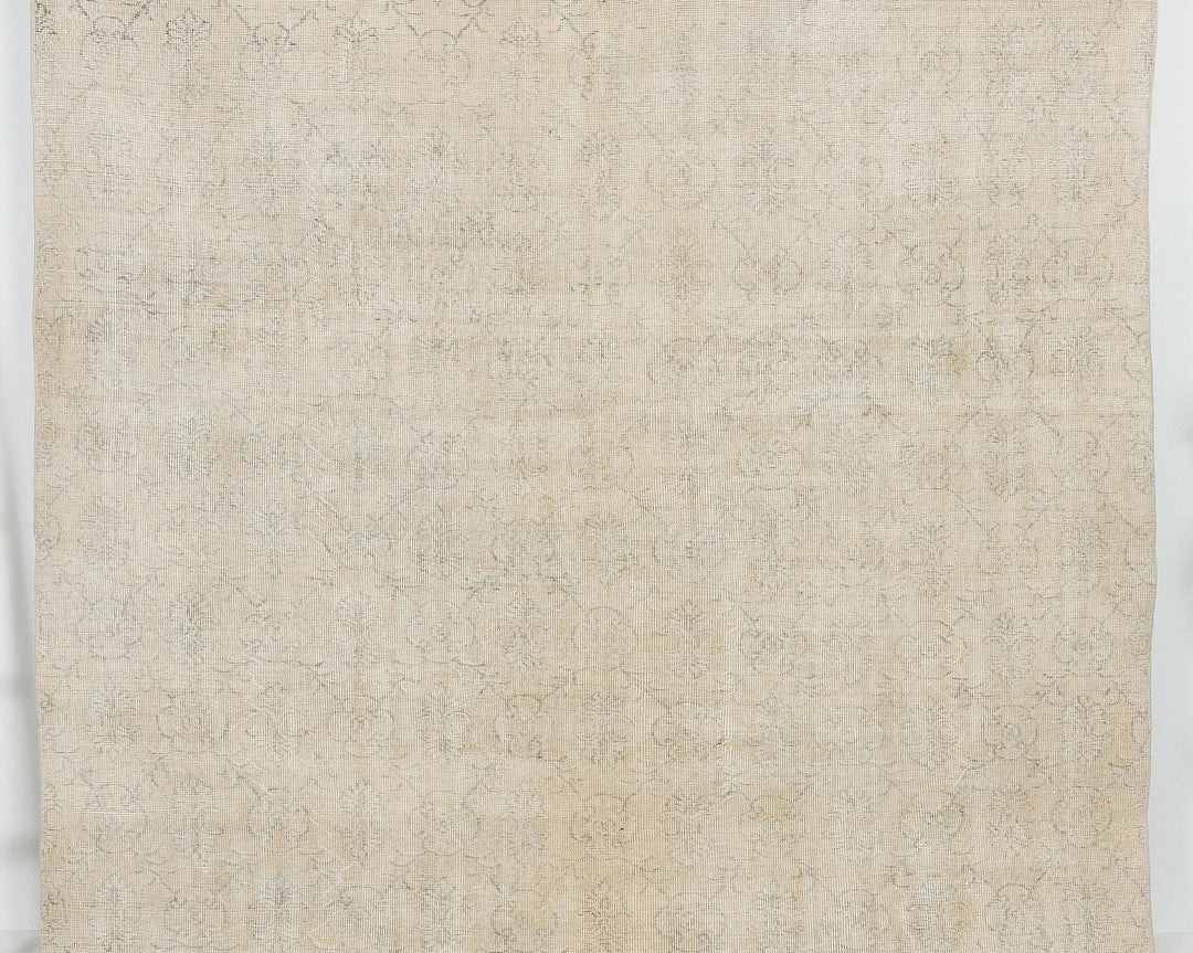 Beige Turkish Oushak Rug 7'2" x 10'7" Hand-Knotted | No. VR94229