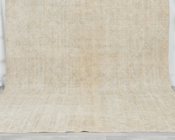 Beige Turkish Oushak Rug 7'2" x 10'7" Hand-Knotted | No. VR94229