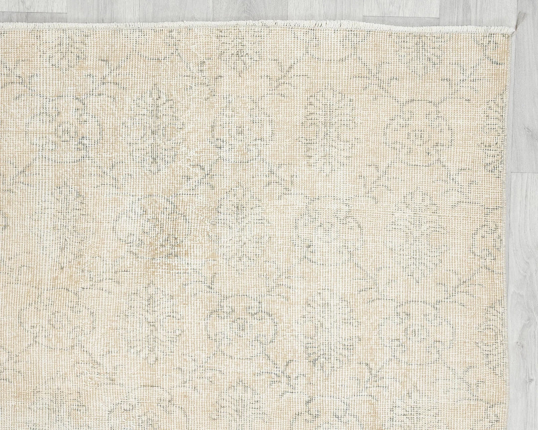 Beige Turkish Oushak Rug 7'2" x 10'7" Hand-Knotted | No. VR94229