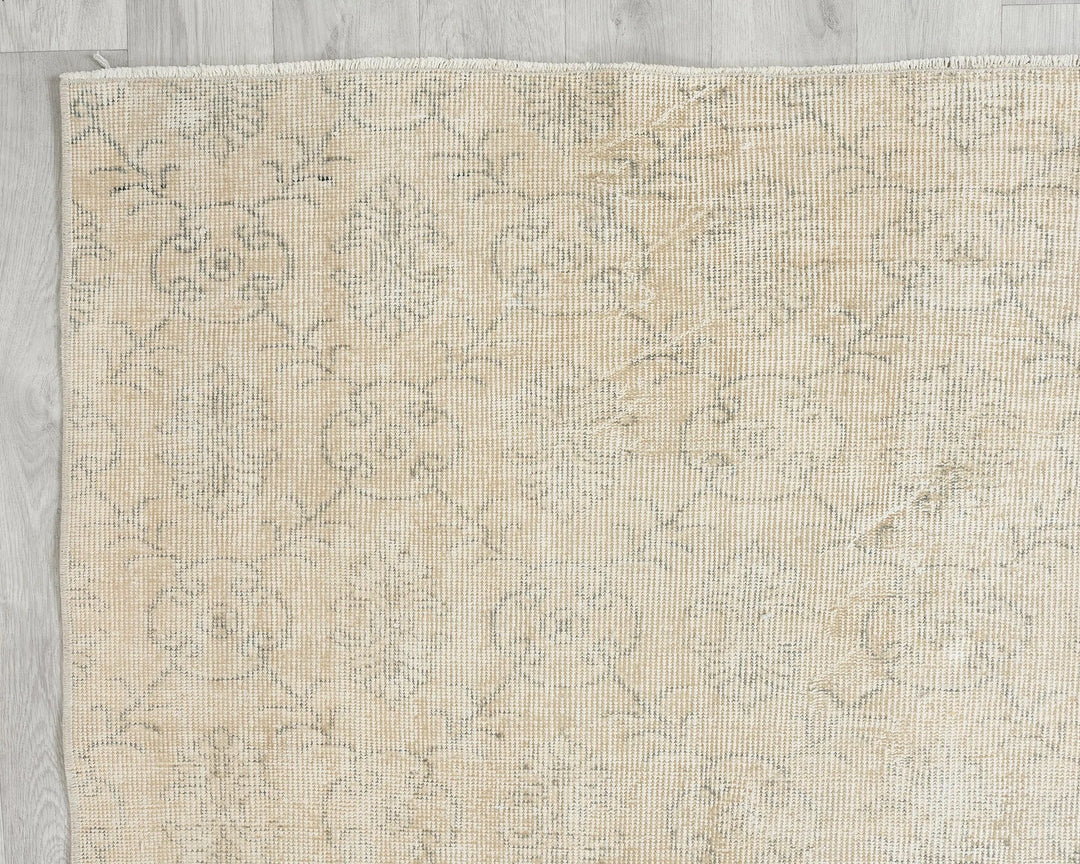 Beige Turkish Oushak Rug 7'2" x 10'7" Hand-Knotted | No. VR94229