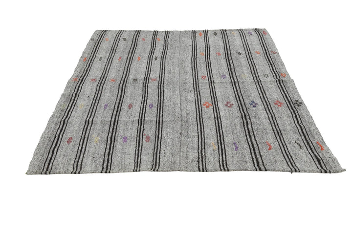 Gray Turkish Kilim Rug 5' 7" x 7' 5" Flat-Weave | No. VR94578