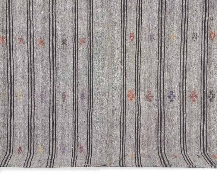 Gray Turkish Kilim Rug 5' 7" x 7' 5" Flat-Weave | No. VR94578