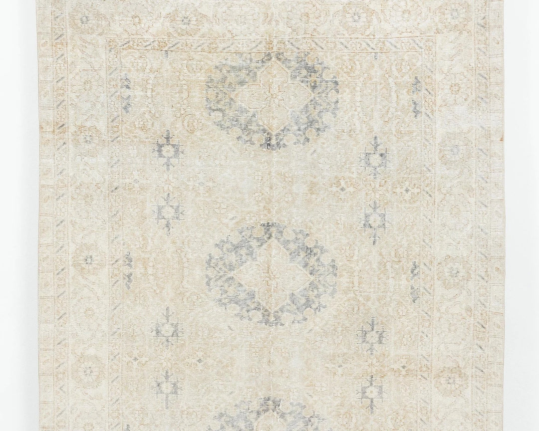 Beige Turkish Oushak Rug 4' 11" x 8' 2" Hand-Knotted | No. VR94806