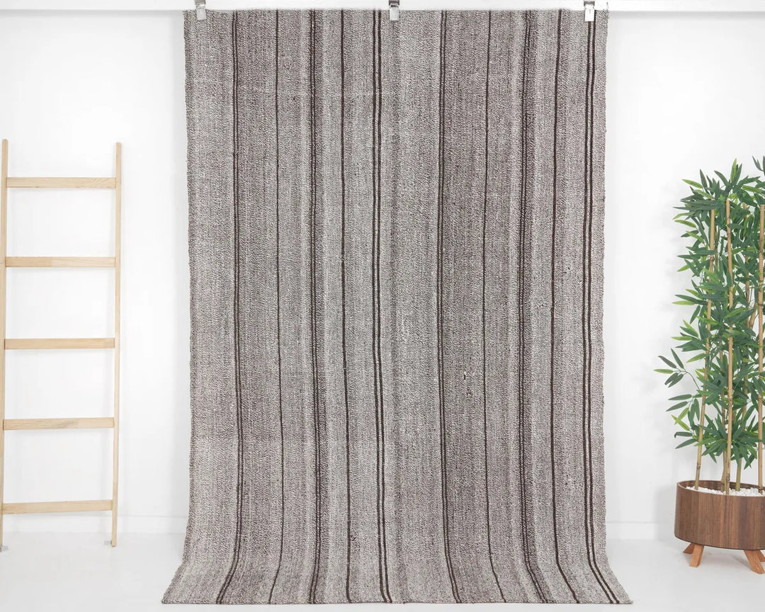 Gray Turkish Kilim Rug 4' 11" x 7' 9" Flat-Weave | No. VR94815