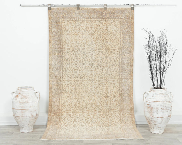 Neutral Oushak Rug 3' 7" x 6' 7" | No. VR94903