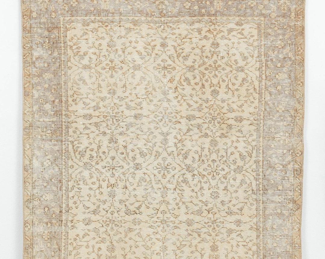 Neutral Oushak Rug 3' 7" x 6' 7" | No. VR94903