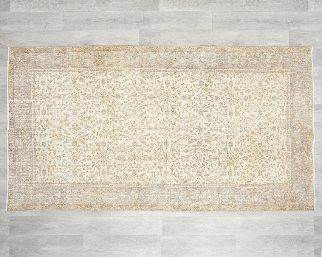 Neutral Oushak Rug 3' 7" x 6' 7" | No. VR94903