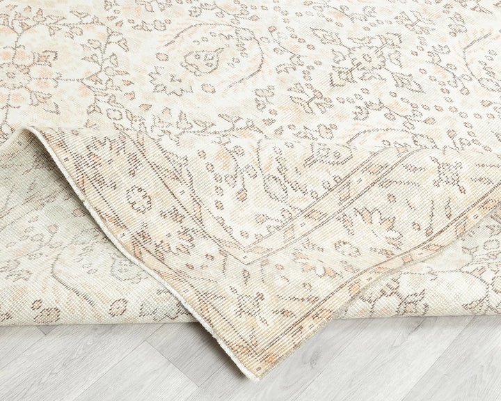 Beige Turkish Oushak Rug 6' 9" x 10' 4" Hand-Knotted | No. VR94920