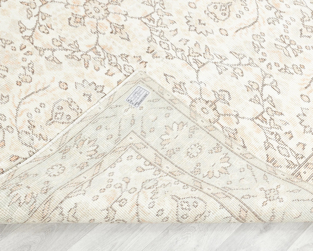 Beige Turkish Oushak Rug 6' 9" x 10' 4" Hand-Knotted | No. VR94920