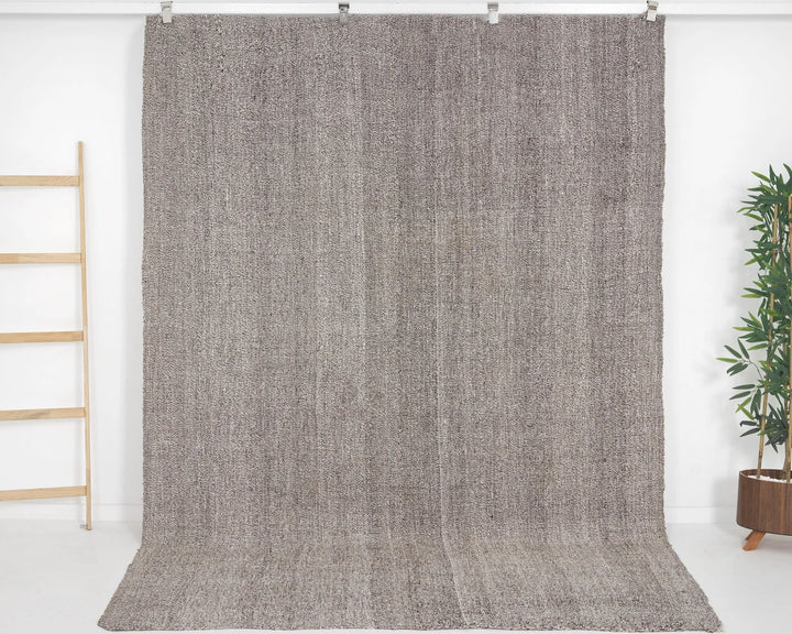Gray Kilim Rug 6' 7" x 9' | No. VR95060