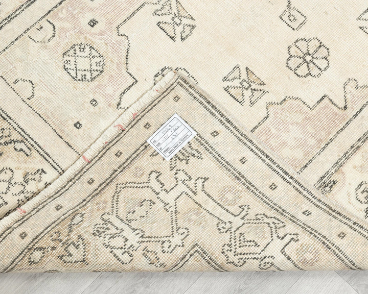Multicolor Turkish Oushak Rug 7' 10" x 3' 8" Hand-Knotted | No. VR95064