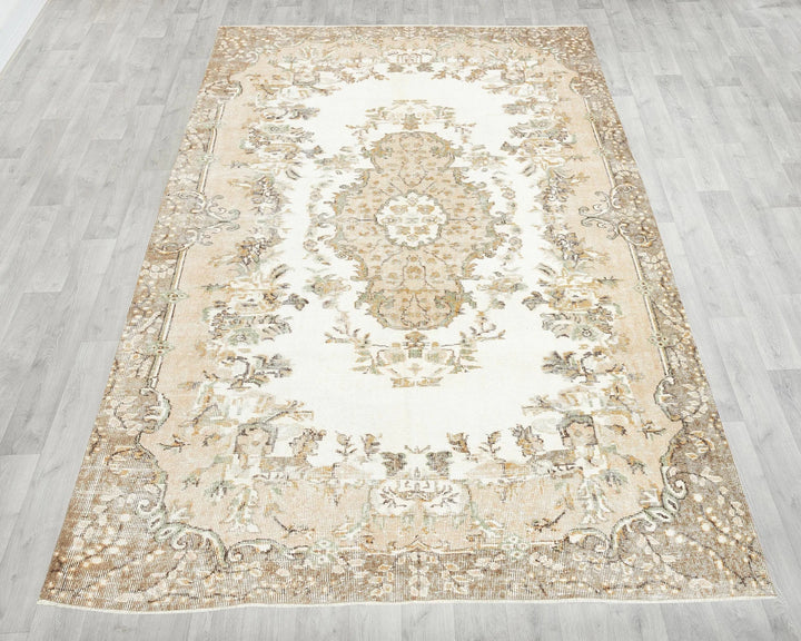Multicolor Turkish Oushak Rug 8' 2" x 6' 3" Hand-Knotted | No. VR95110