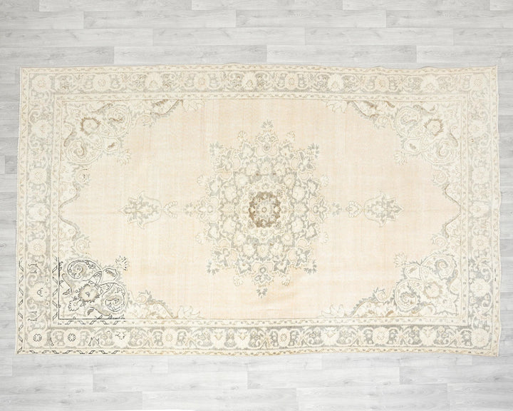Beige Turkish Oushak Rug 6'7" x 10'6" Hand-Knotted | No. VR95180
