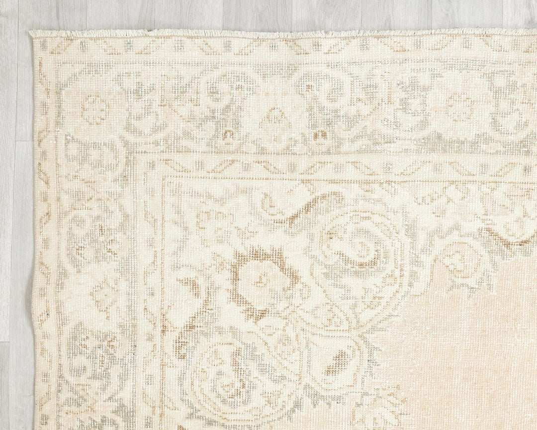 Beige Turkish Oushak Rug 6'7" x 10'6" Hand-Knotted | No. VR95180