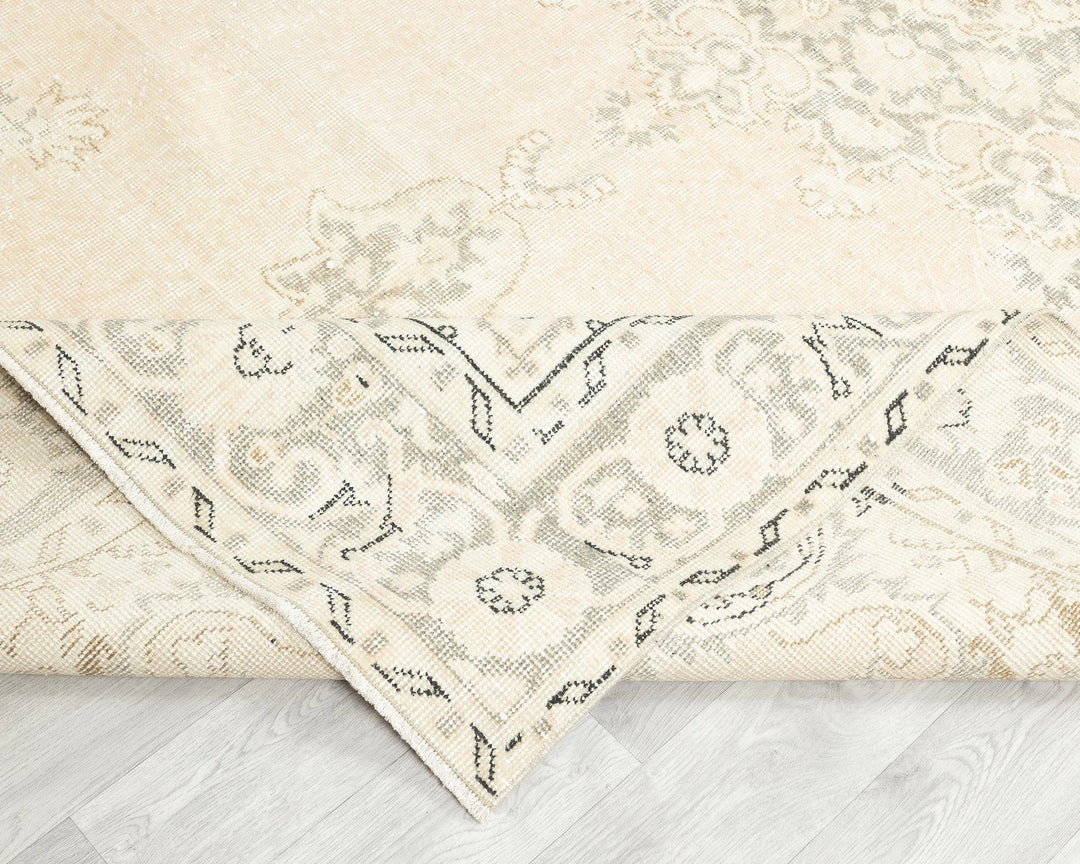 Beige Turkish Oushak Rug 6'7" x 10'6" Hand-Knotted | No. VR95180