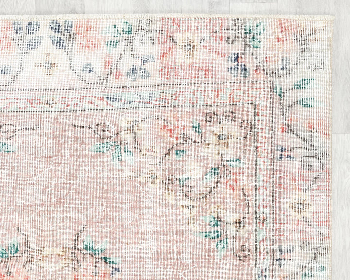 Pink Turkish Oushak Rug 5'1" x 8'6" Hand-Knotted pattern