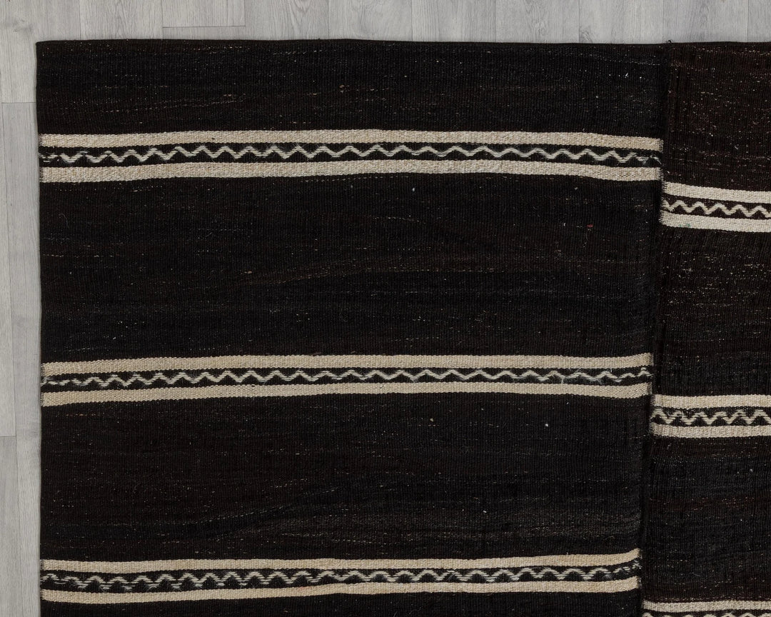 Brown Turkish Kilim Rug 6' x 12' Flat-Weave border