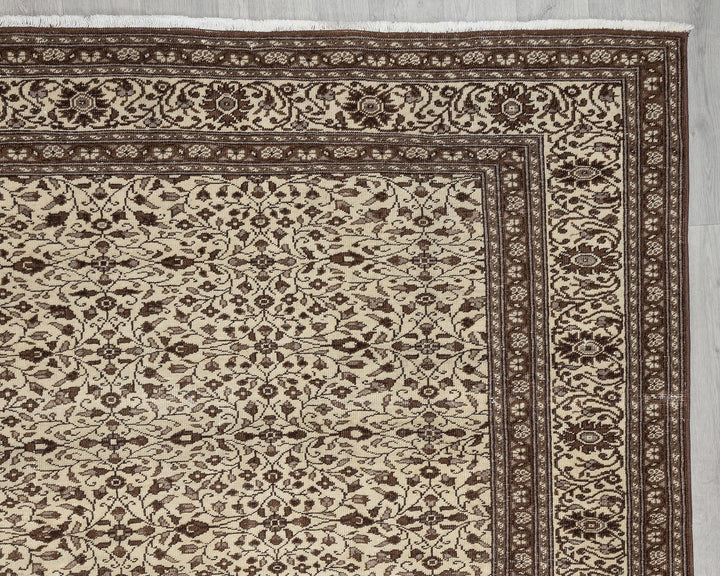 Multicolor Turkish Oushak Rug 8' 5" x 12' 8" Hand-Knotted pattern