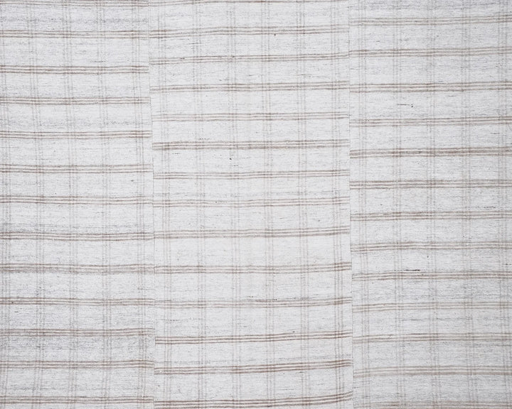 White Kilim Rug 6' x 9' | No. VR95986