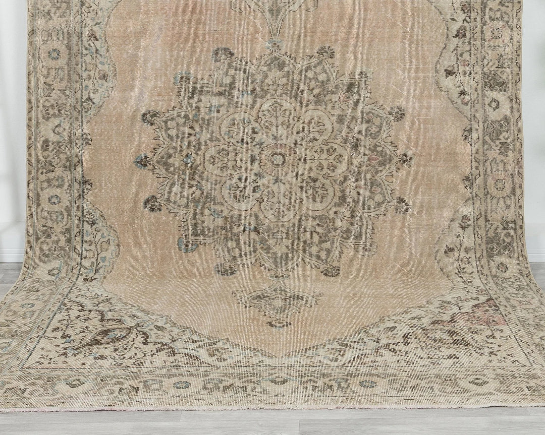 Multicolor Turkish Oushak Rug 6'9" x 10'6" Hand-Knotted | No. VR96012