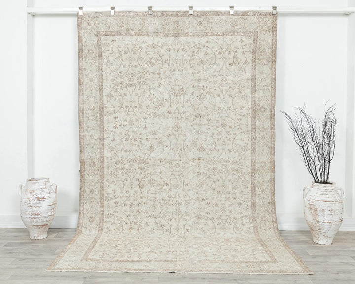 Beige Turkish Oushak Rug 6'1" x 9'7" Hand-Knotted | No. VR96176