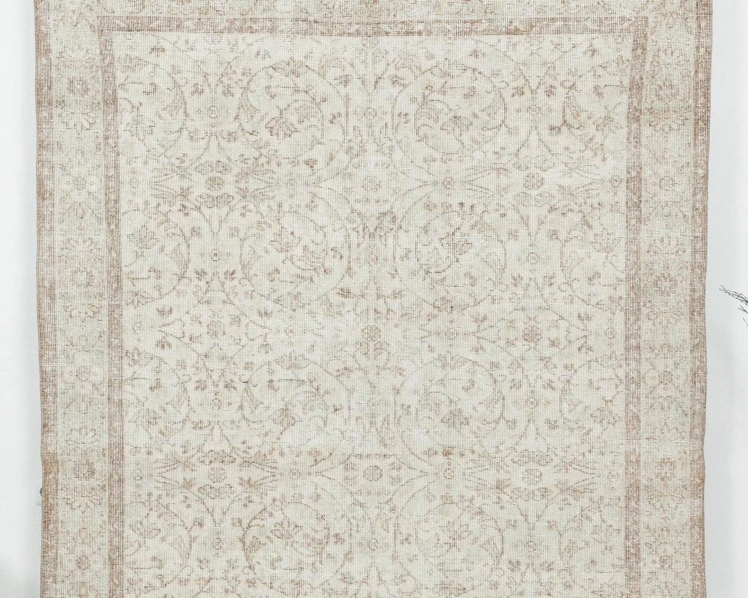 Beige Turkish Oushak Rug 6'1" x 9'7" Hand-Knotted | No. VR96176