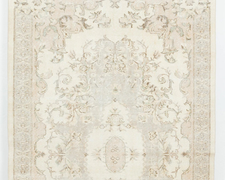 Multicolor Turkish Oushak Rug 8' 11" x 5' 3" Hand-Knotted | No. VR96294