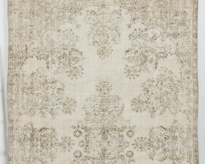 Beige Turkish Oushak Rug 6' 4" x 9' 8" Hand-Knotted | No. VR96429