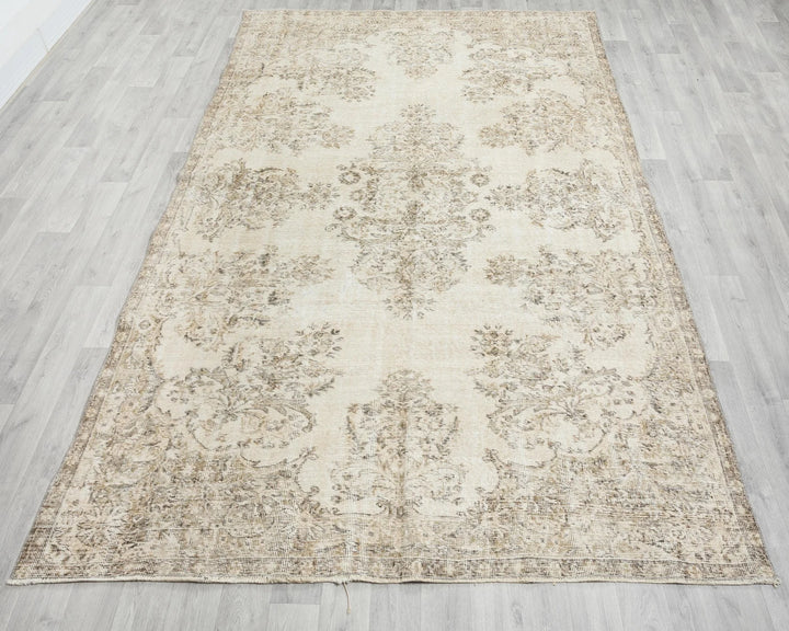 Beige Turkish Oushak Rug 6' 4" x 9' 8" Hand-Knotted | No. VR96429